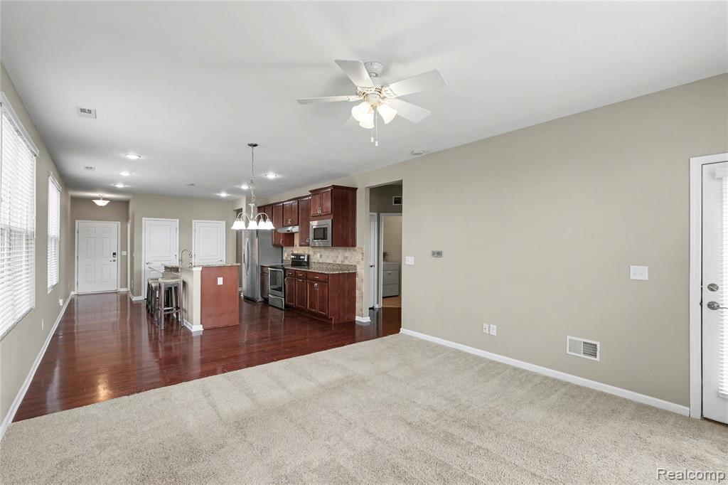 9444 Saint Andrews Drive, Grand Blanc, MI 48439 — Photo 9