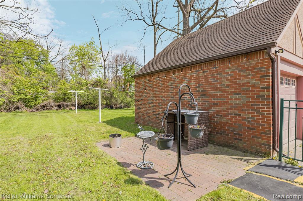 15 Miami Road, Pontiac, MI 48341 — Photo 59