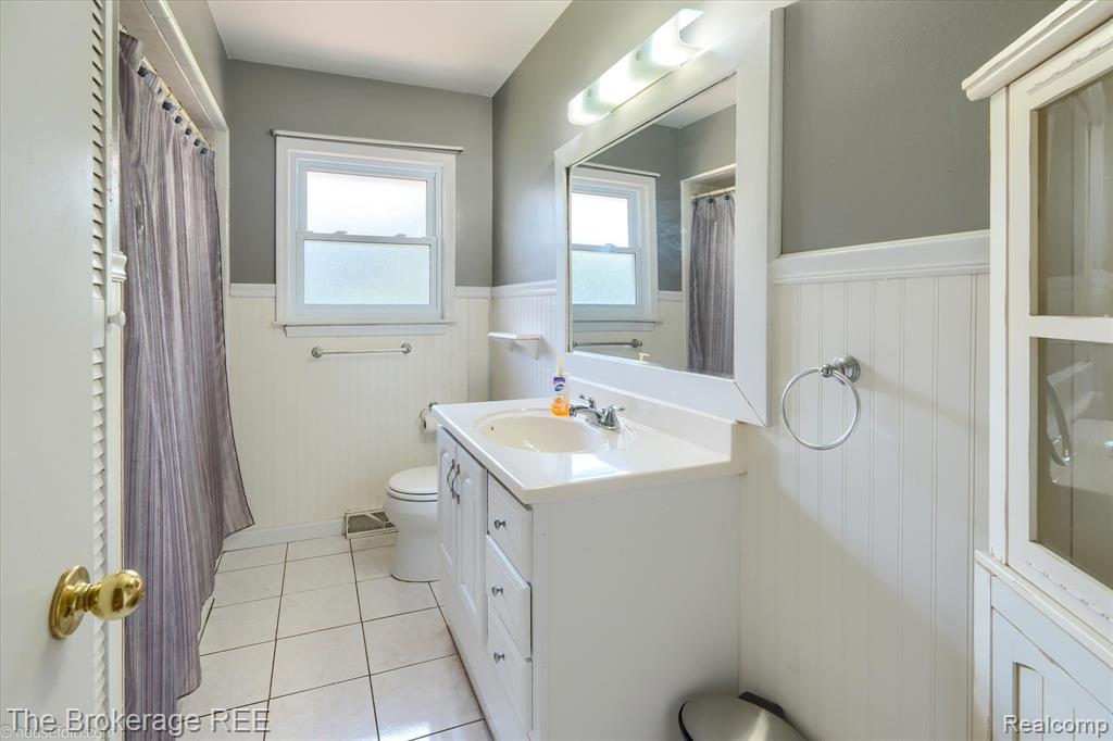 744 W Chelsea Circle, Davison, MI 48423 — Photo 23