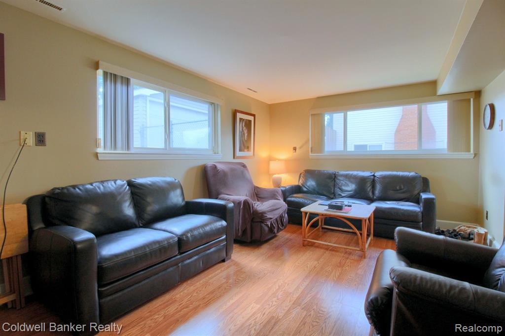 6709 Geronimo Street, Westland, MI — Photo 15