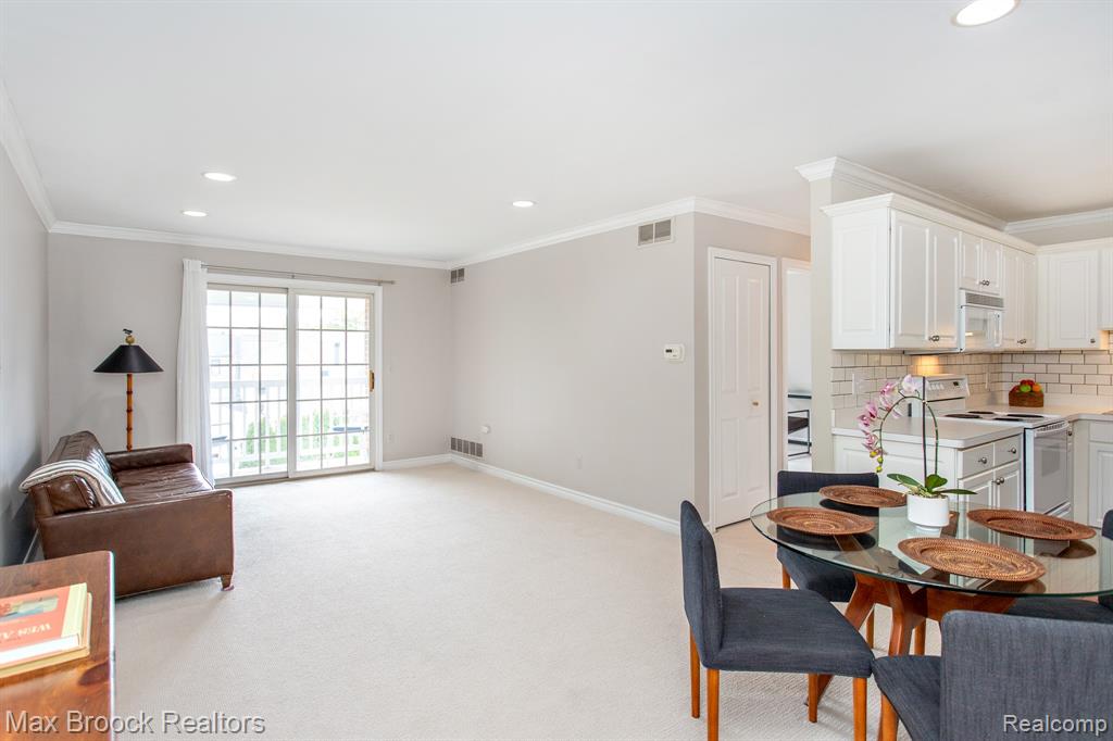 444 Chester Street, 420, Birmingham, MI 48009 — Photo 8