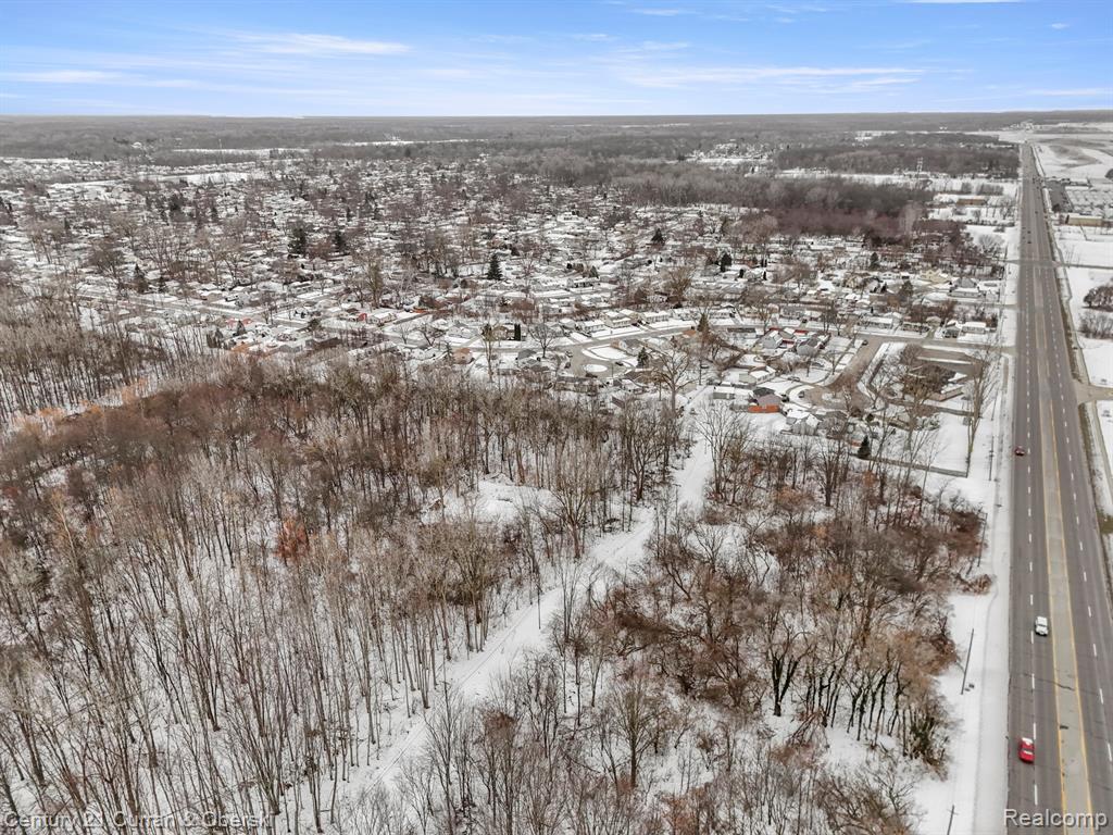 27597 Eureka, Romulus, MI 48174 — Photo 9
