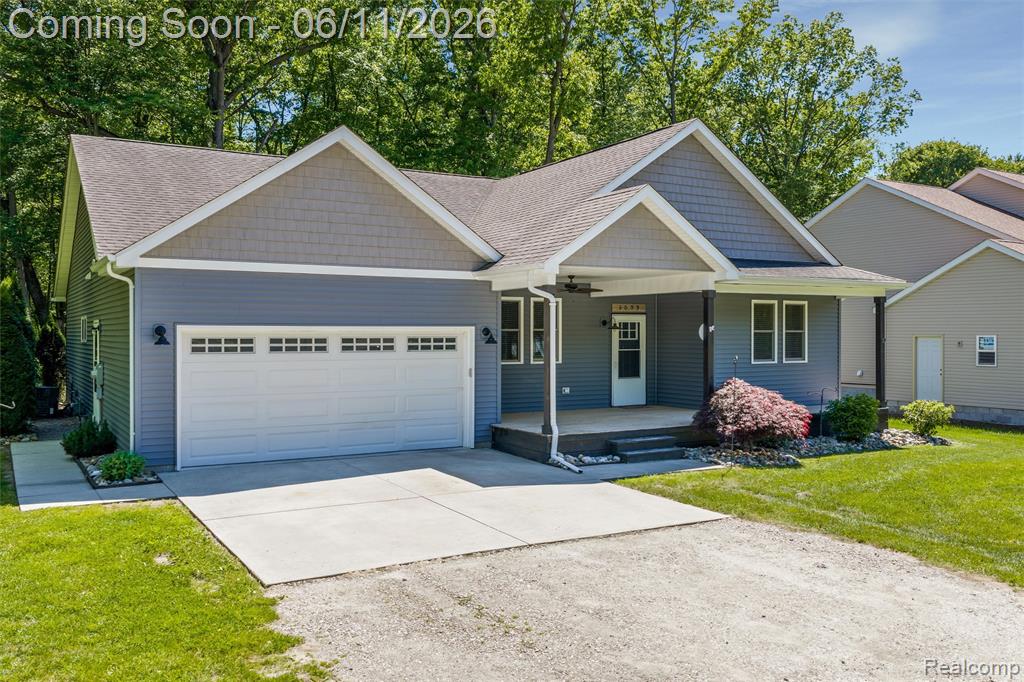 3099 Fruit Street, Algonac, MI 48001 — Photo 4