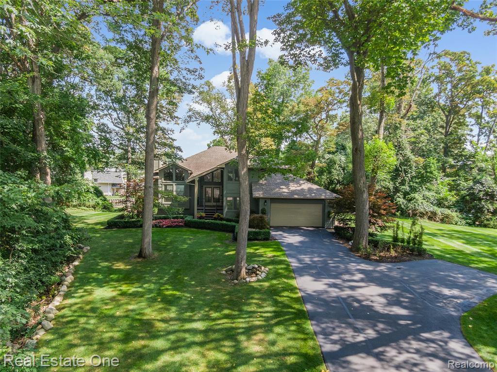 9929 Curie Lane, Pinckney, MI 48169 — Photo 2