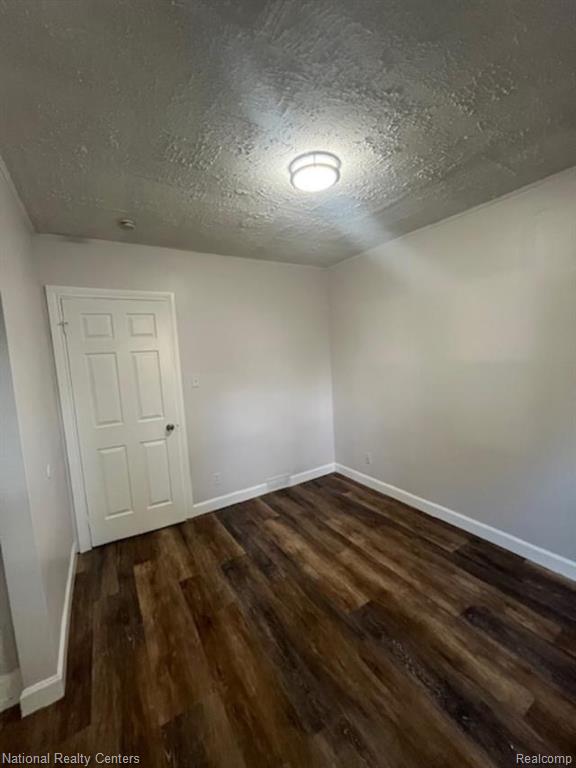 7547 Stephens, Center Line, MI 48015 — Photo 3