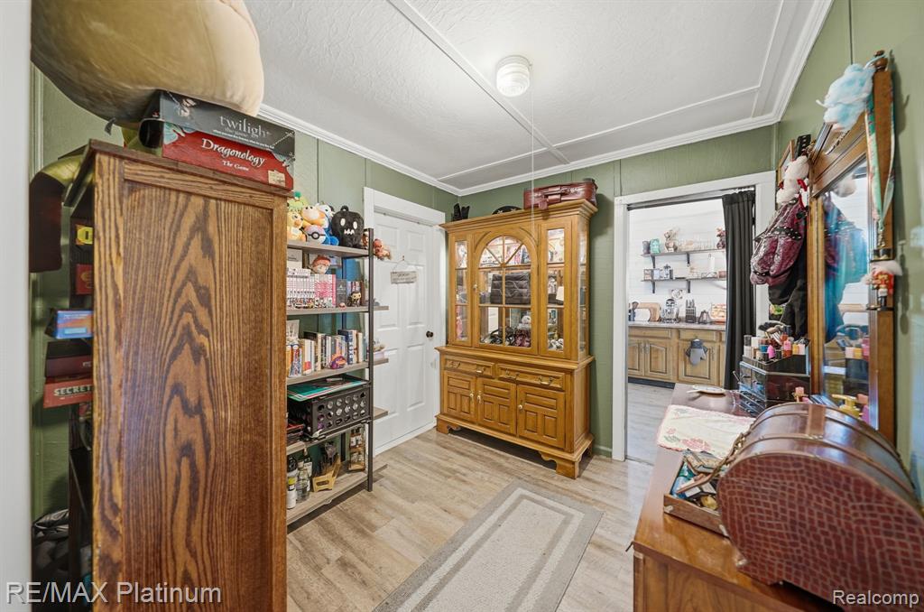 5630 Glen Echo Drive, Howell, MI 48843 — Photo 31