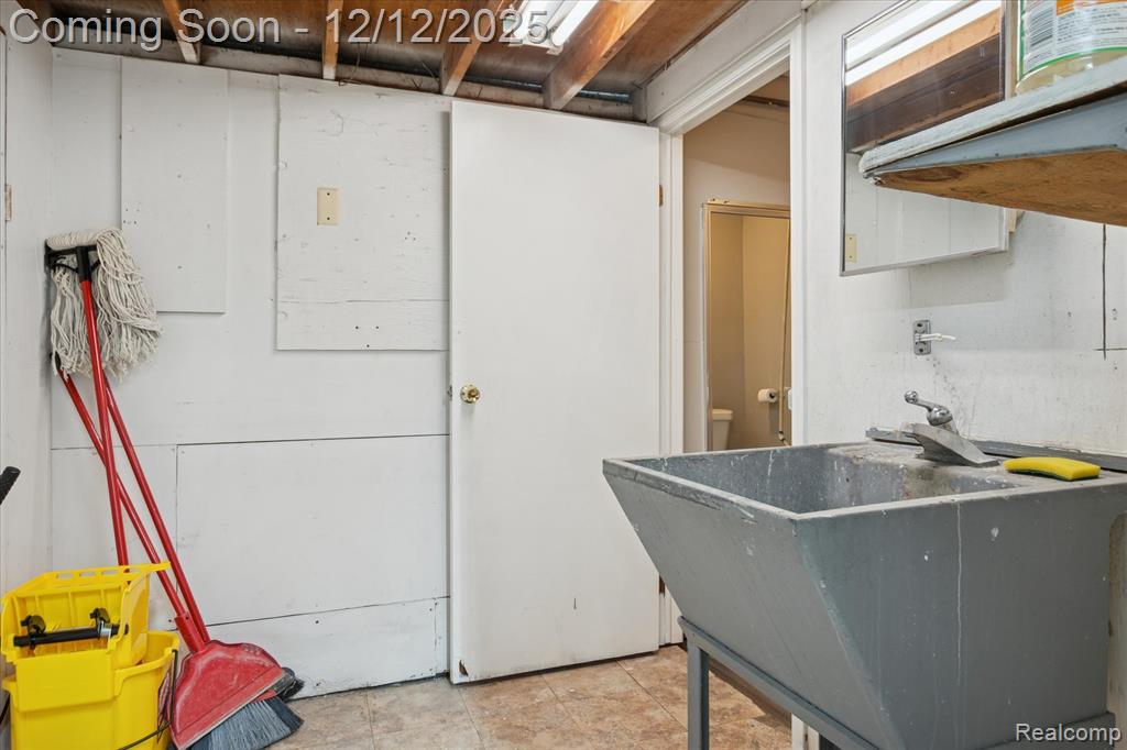 36050 Goddard Road, Romulus, MI 48174 — Photo 24