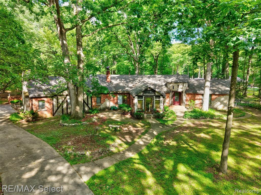 3471 S Towerline Road, Bridgeport, MI 48722