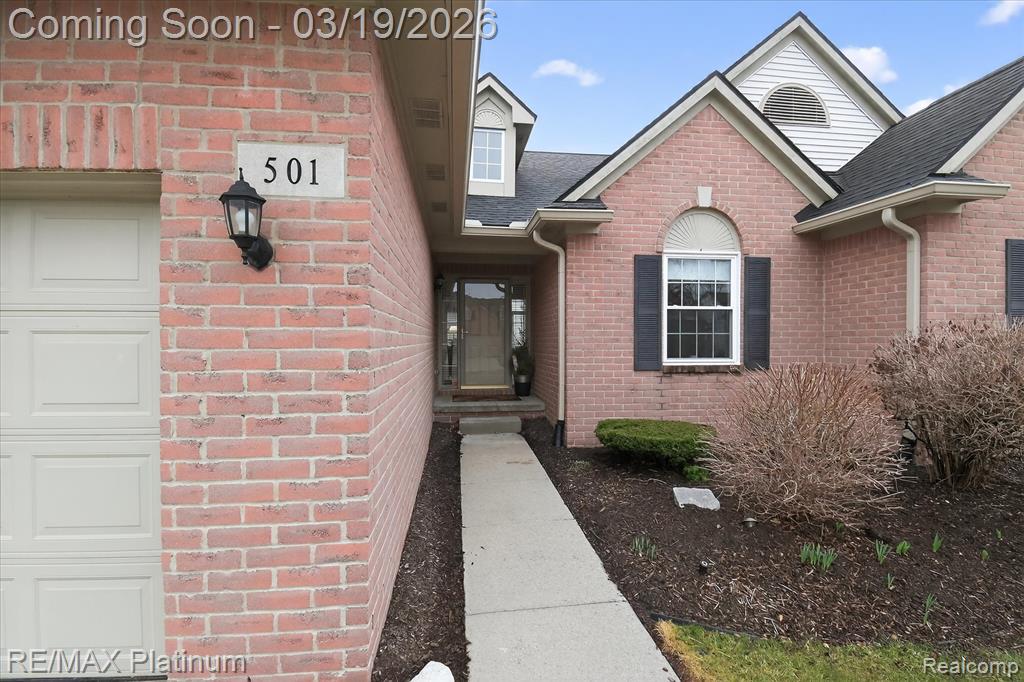 501 Snowfall Court, Howell, MI 48843 — Photo 2