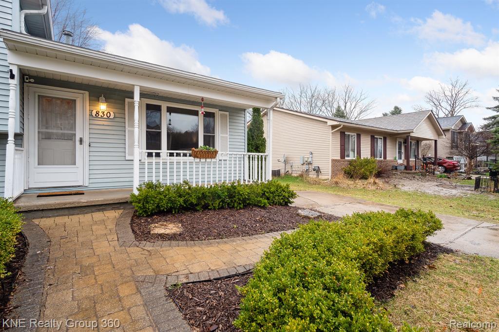830 TANAGER Trail, Howell, MI 48843 — Photo 4