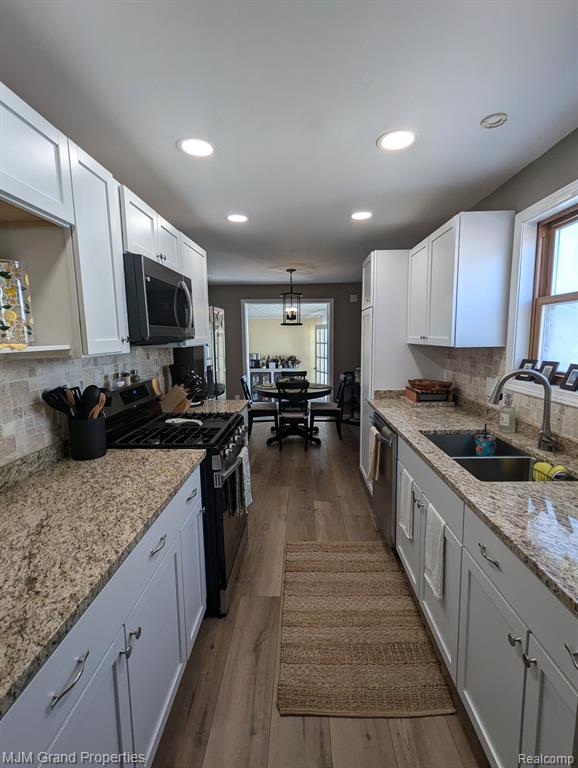 9738 MICHAEL Drive, Romulus, MI 48174 — Photo 2