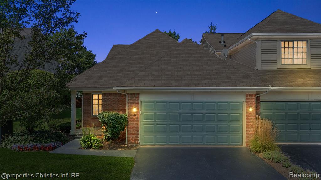 301 JAMES Circle, Royal Oak, MI 48067 — front exterior