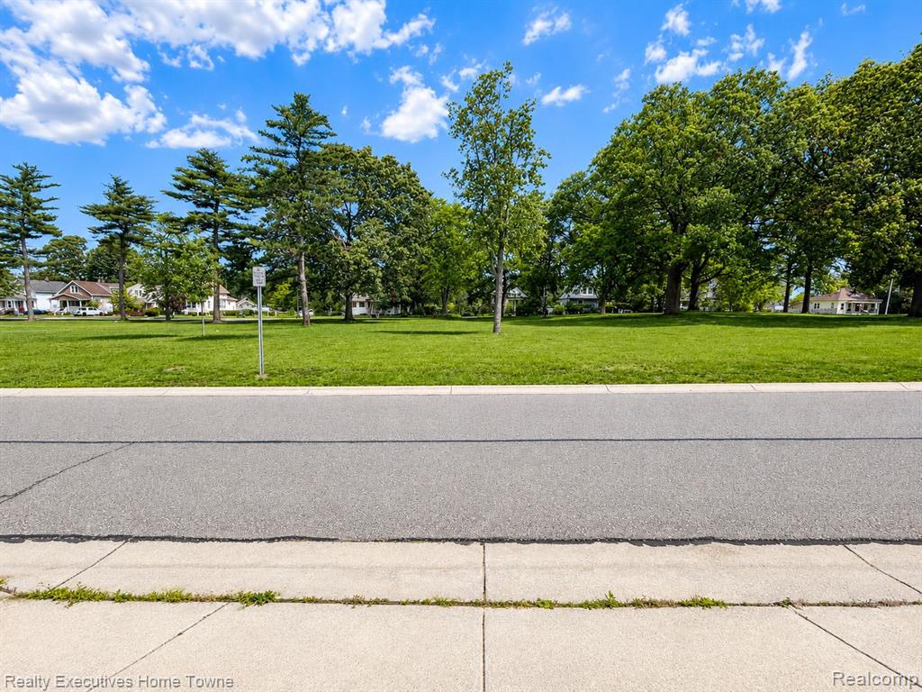 2914 South Boulevard, Port Huron, MI 48060 — Photo 31