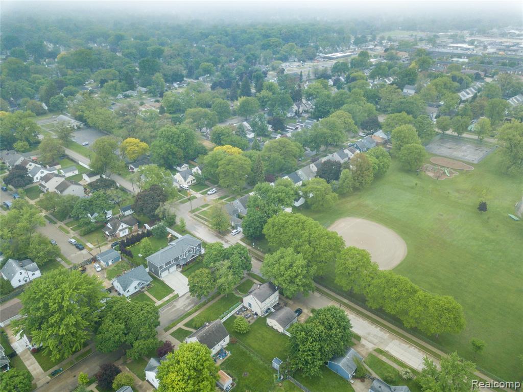 606 N Dorchester Avenue, Royal Oak, MI 48067 — Photo 40