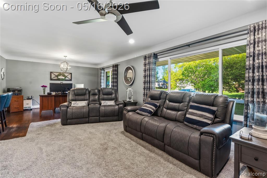21420 Salisbury Avenue, Grosse Ile, MI 48138 — Photo 5