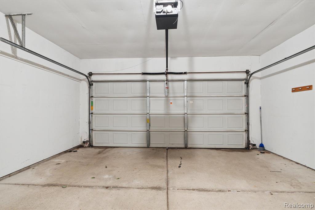 175 ESSEX Lane, Canton, MI 48187 — Photo 43