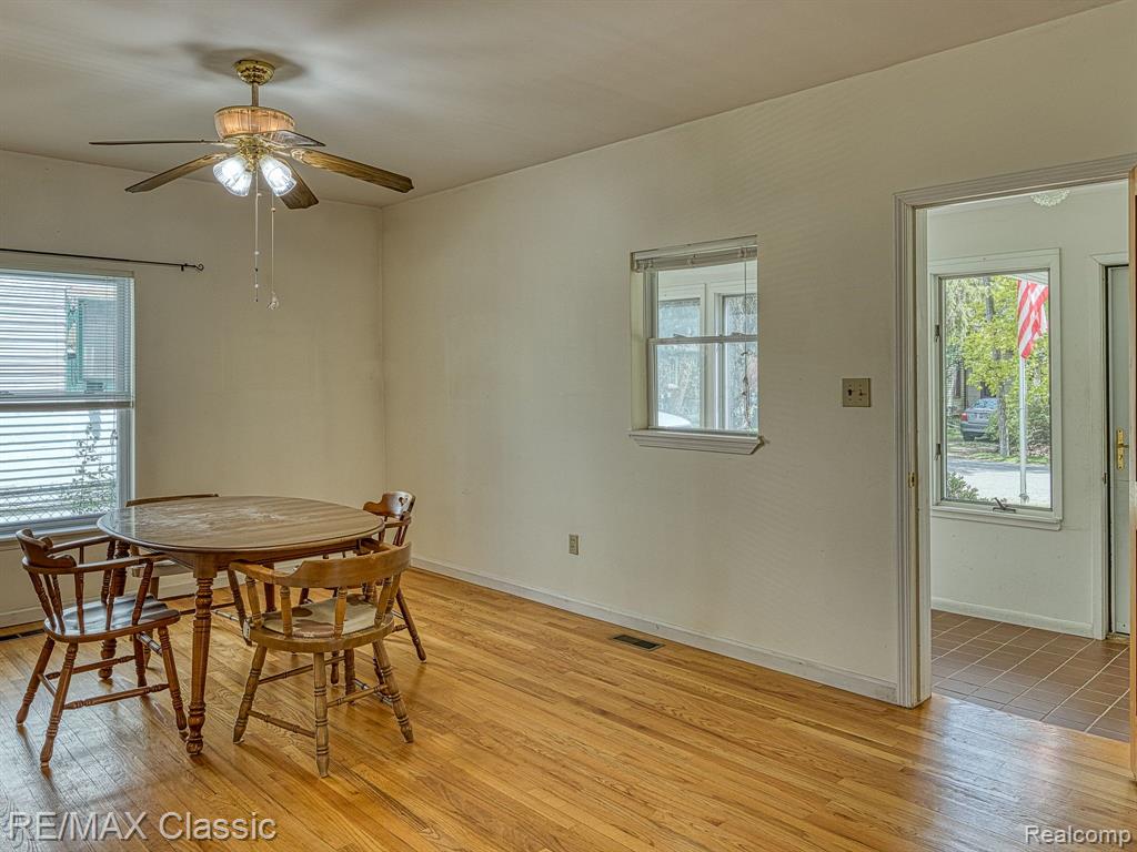 78 MARGARET Street, Whitmore Lake, MI 48189 — Photo 4