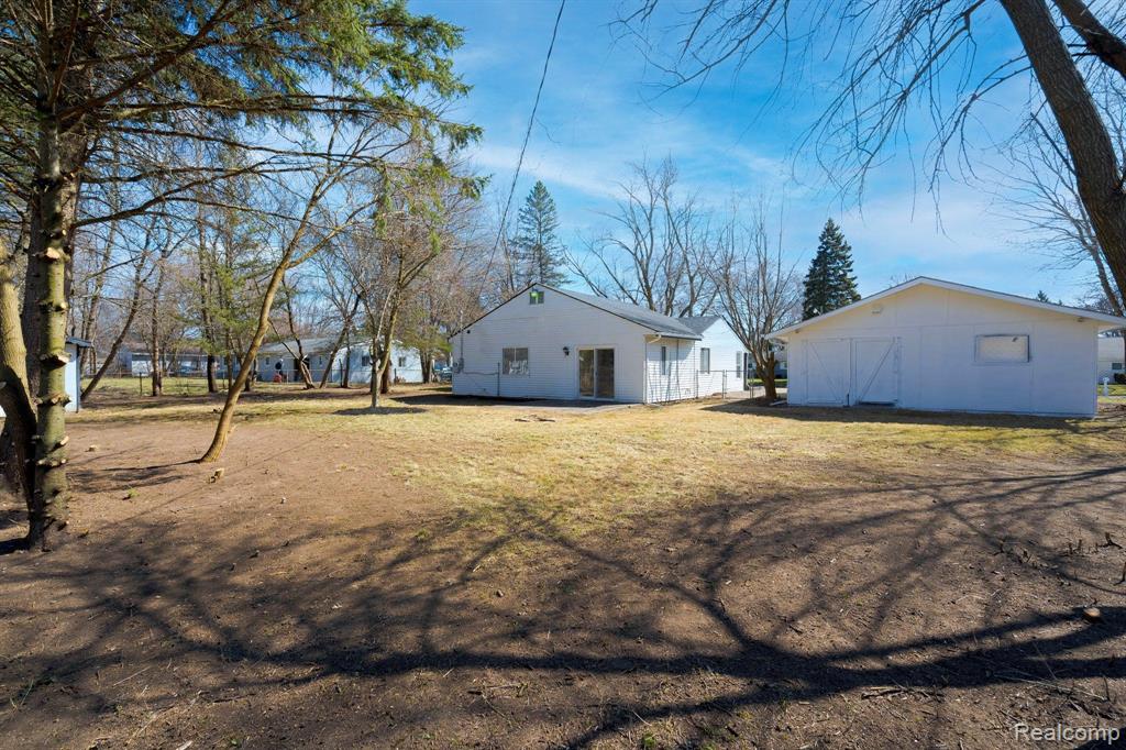 4620 INDEPENDENCE Drive, Clarkston, MI — Photo 3