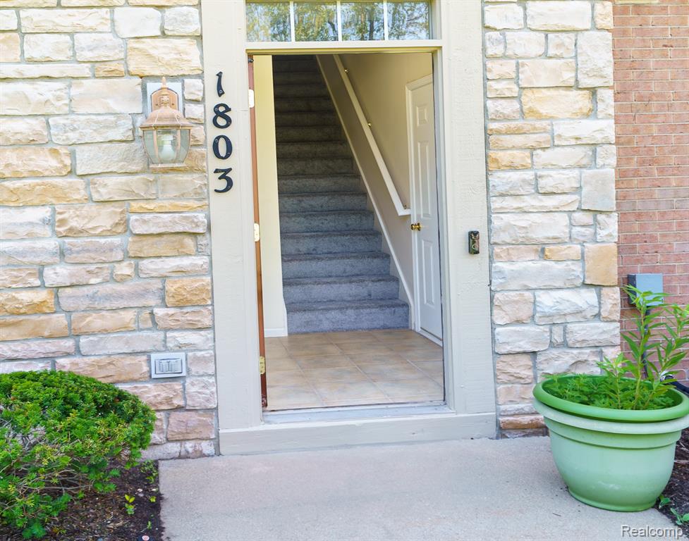 1803 Pinecroft Drive, Canton, MI 48188 — Photo 65
