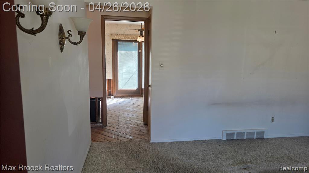 25866 Huron Street, Roseville, MI 48066 — Photo 5