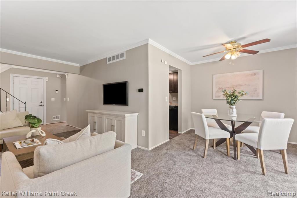 19610 Raleigh Circle N, Southfield, MI 48076 — Photo 10