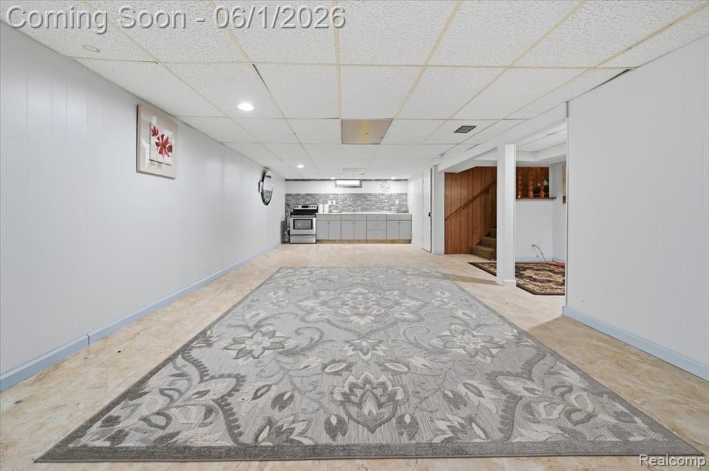 8271 Arnold Street, Dearborn Heights, MI 48127 — Photo 23