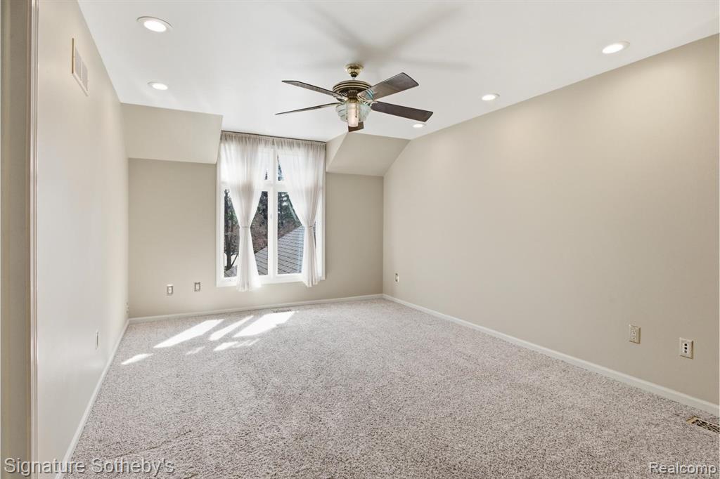 24122 Bingham Pointe Drive, 24, Bingham Farms, MI 48025 — Photo 33