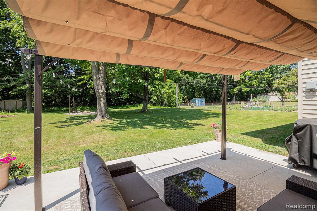 7440 Grandwood Drive, Swartz Creek, MI 48473 — Photo 19