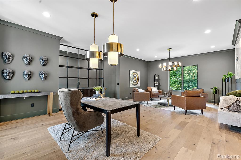 3268 Willis Drive, Oakland, MI, 48306