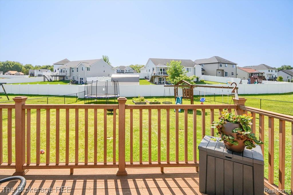 8089 PENINSULA Circle, Grand Blanc, MI 48439 — Photo 7