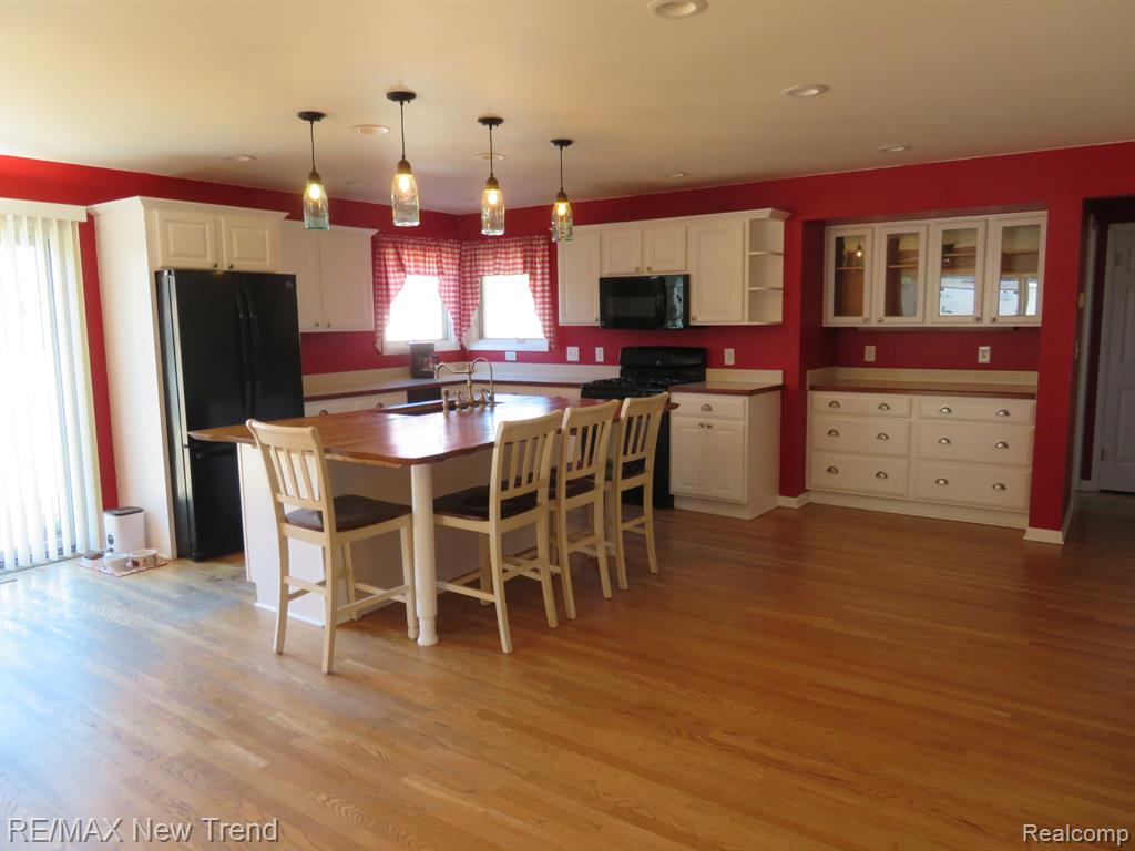 1656 S Lapeer Road, Lapeer, MI 48446 — Photo 15