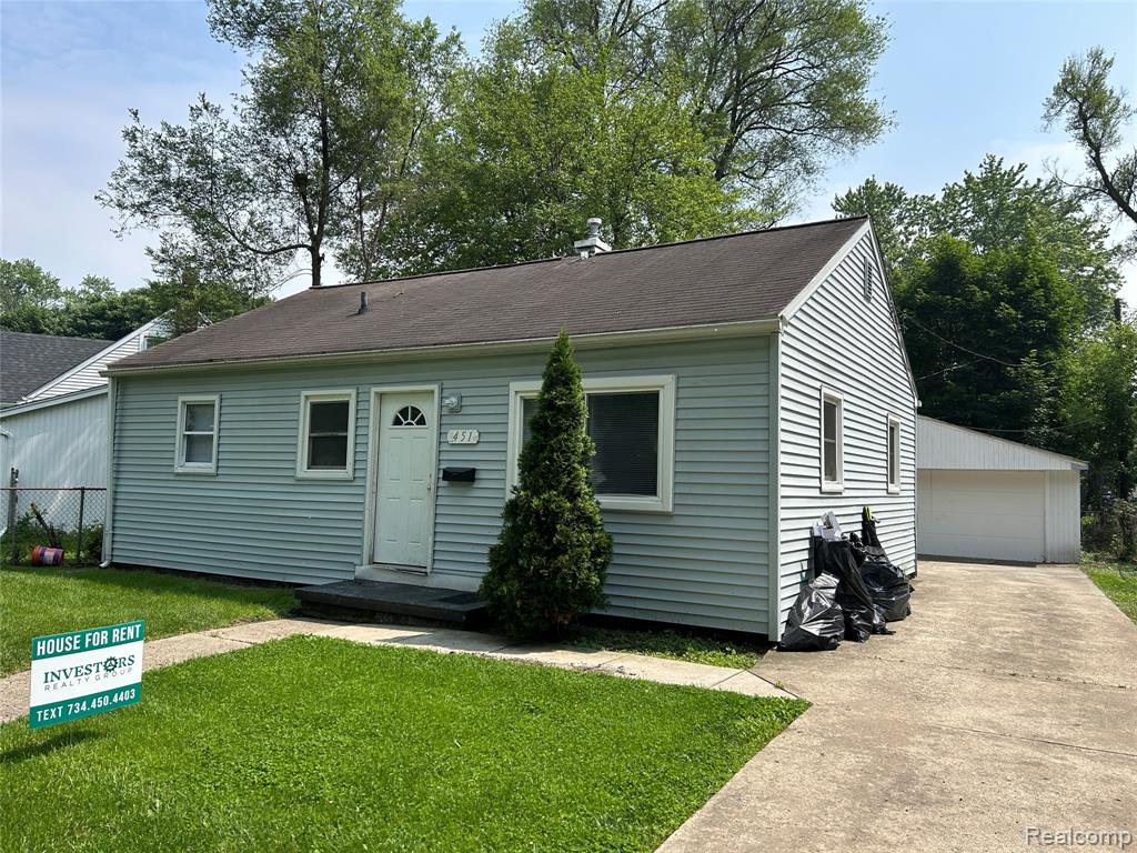 451 Ainsworth Circle, Ypsilanti, MI 48197 — front exterior