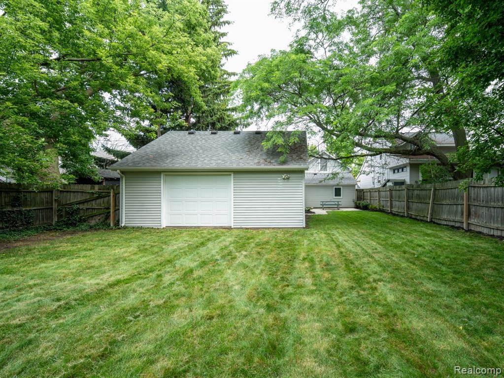834 Union Street, Port Huron, MI 48060 — Photo 24