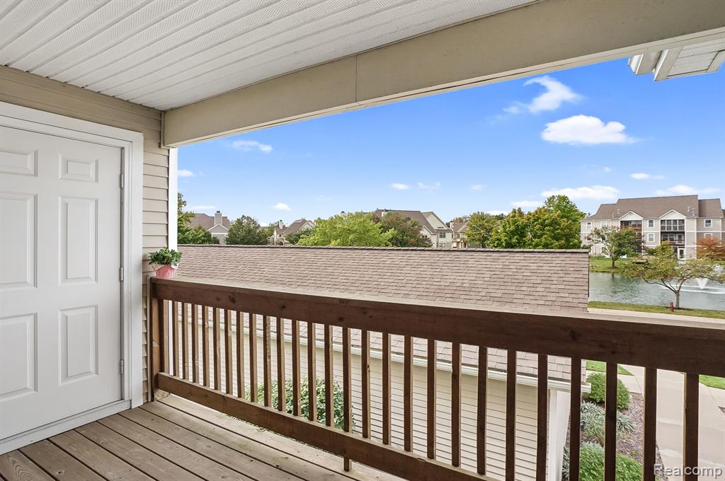 1569 WEATHERSTONE Drive, Ann Arbor, MI 48108 — Photo 11