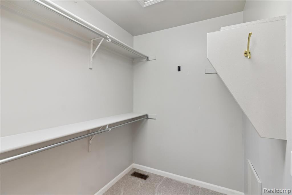 39568 Dun Rovin Drive, Northville, MI 48168 — Photo 23