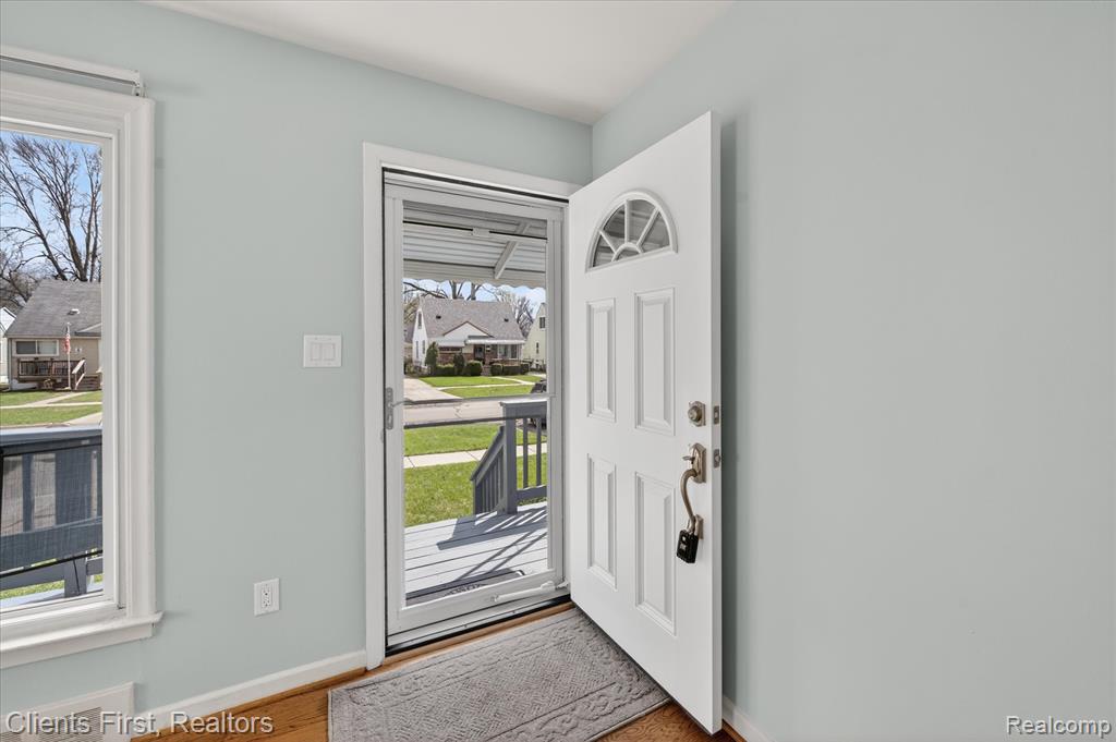 18441 Poinciana, Redford, MI 48240 — Photo 6