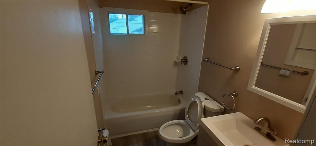 8662 FORD Avenue, Warren, MI 48089 — Photo 13