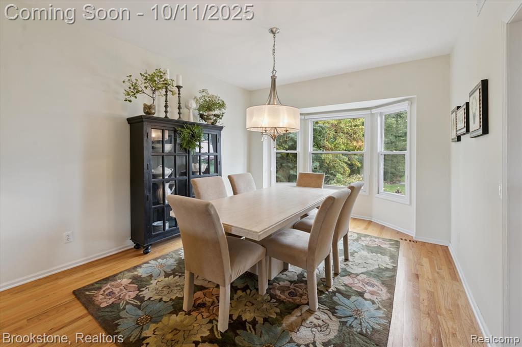 9079 Woodgrove Drive, Plymouth, MI 48170 — Photo 12