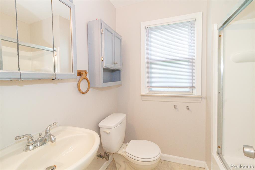 18217 Archdale Street, Detroit, MI 48235 — Photo 16
