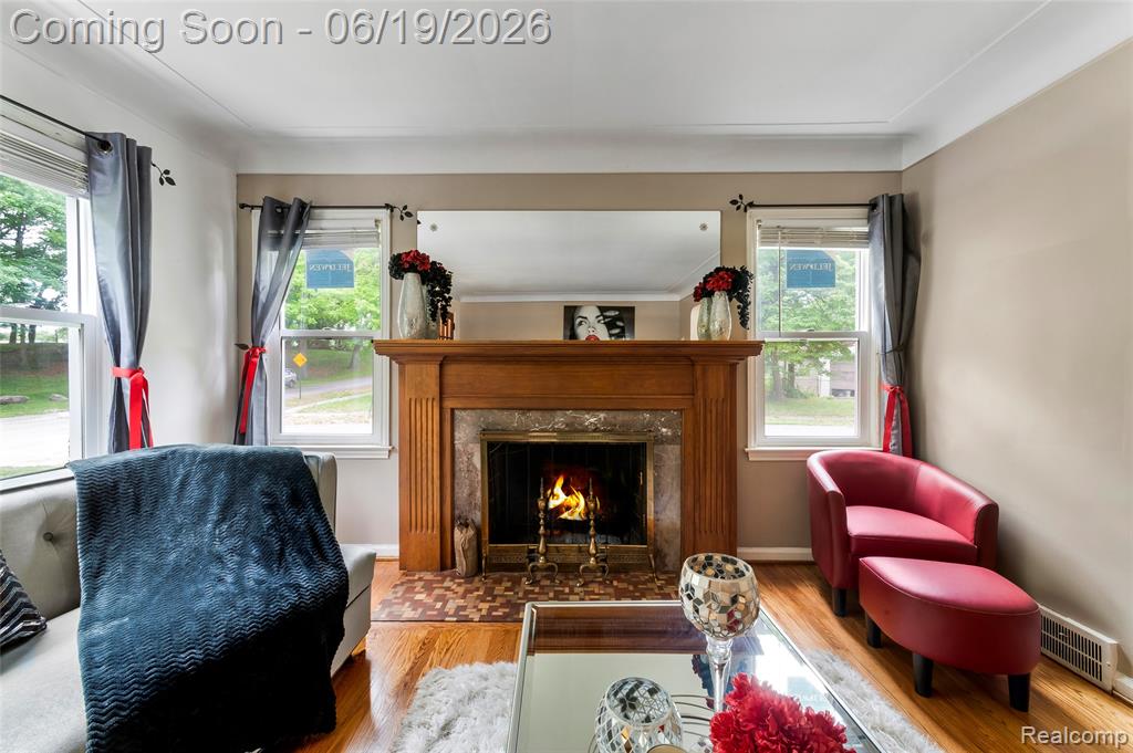 16216 Burgess, Detroit, MI 48219 — Photo 11