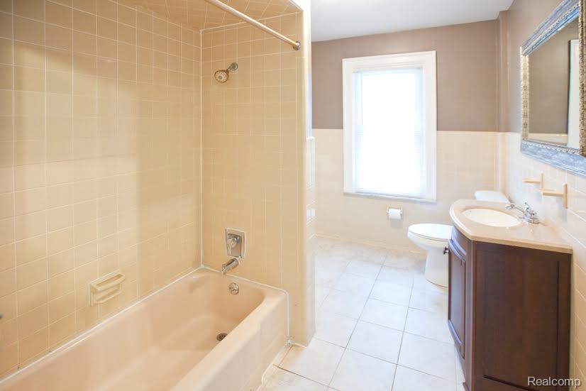 7880 Van Dyke Place, Detroit, MI 48214 — Photo 15