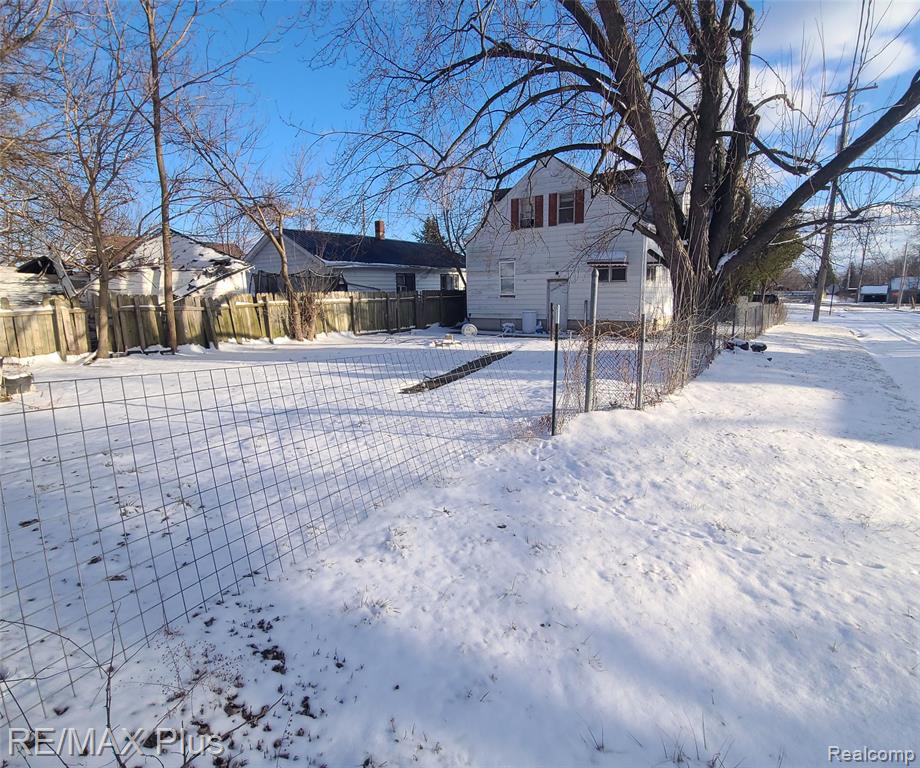 1062 Tremont Avenue, Flint, MI 48505 — Photo 6