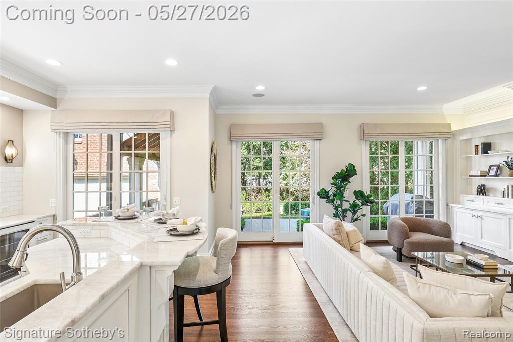 555 Baldwin Court - Photo 4