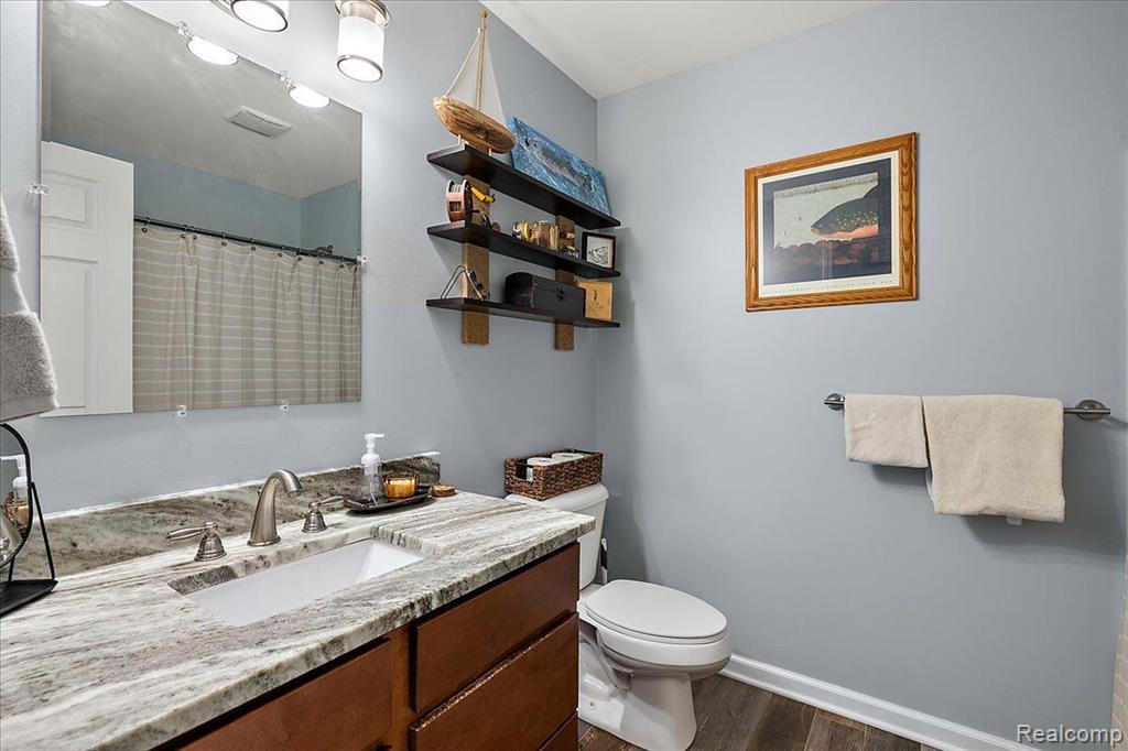 7611 Peninsula, Waterford, MI 48327 — Photo 28