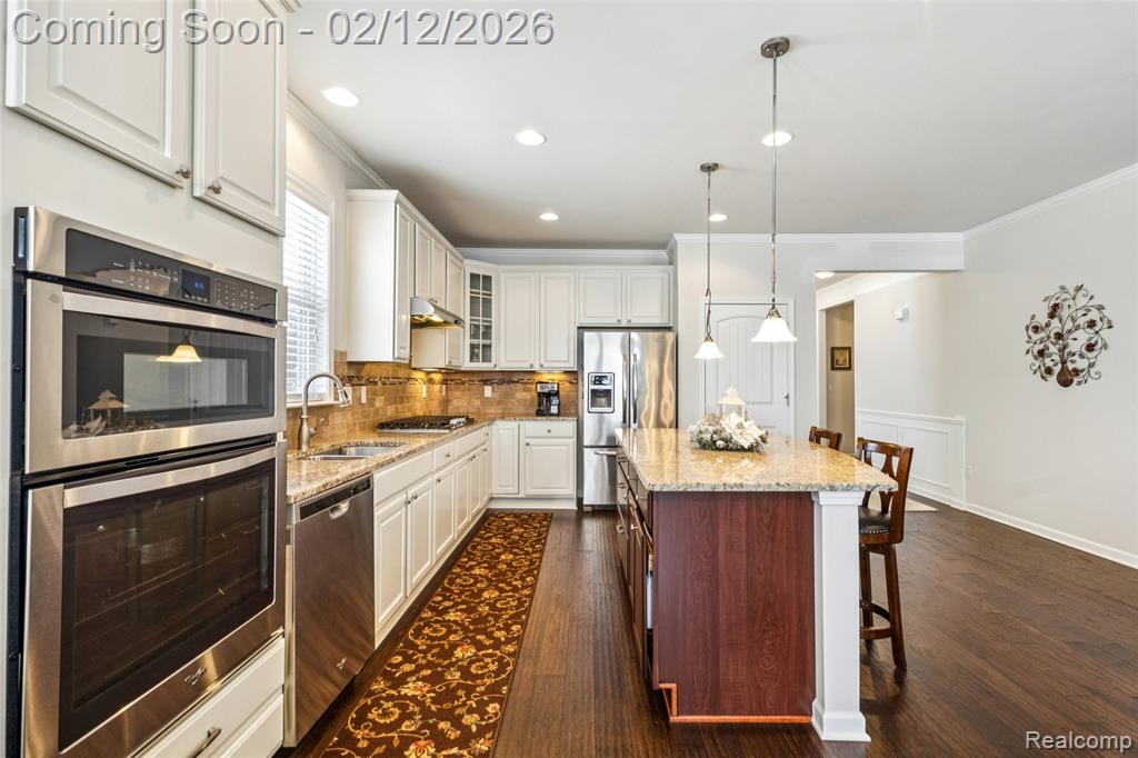 9431 Pine Valley Drive, Grand Blanc, MI, 48439