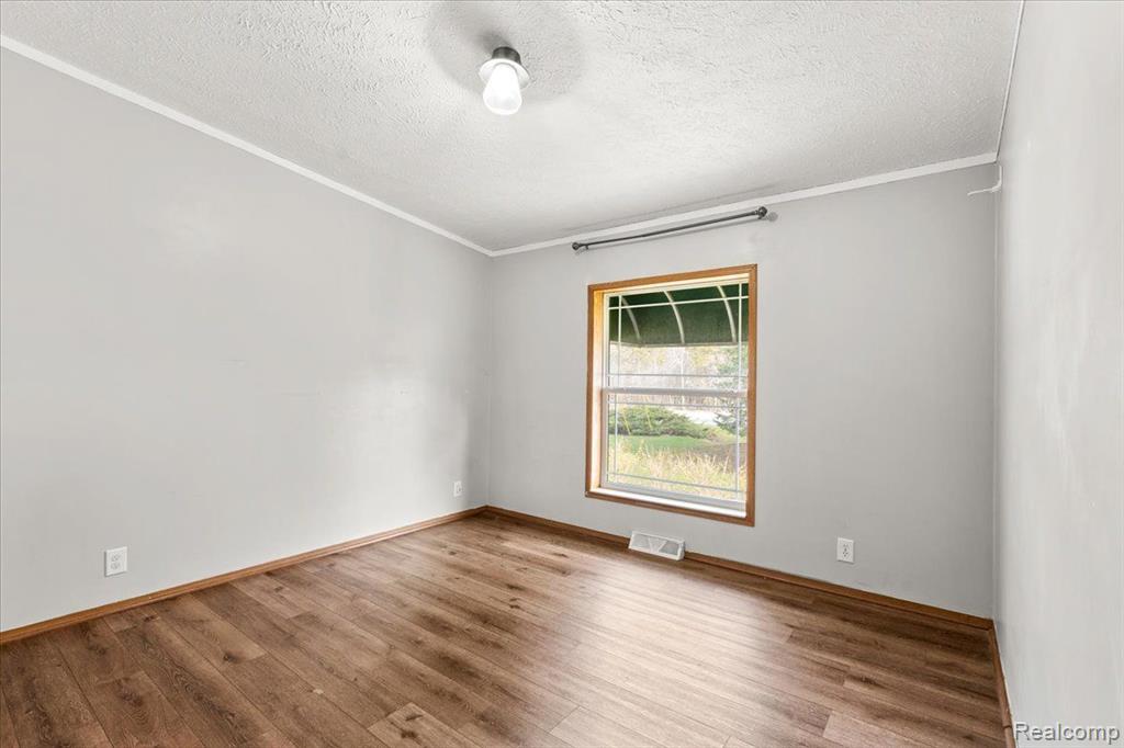 11018 WOODLAND RIDGE, South Lyon, MI 48178 — Photo 18