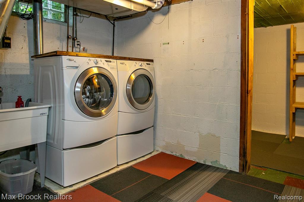 10475 Vernon Avenue, Huntington Woods, MI — Photo 53