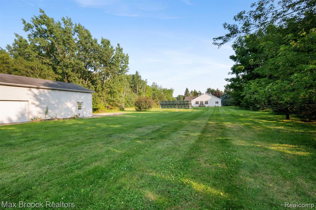 2165 Oakwood Road, Ortonville, MI 48462 — Photo 59