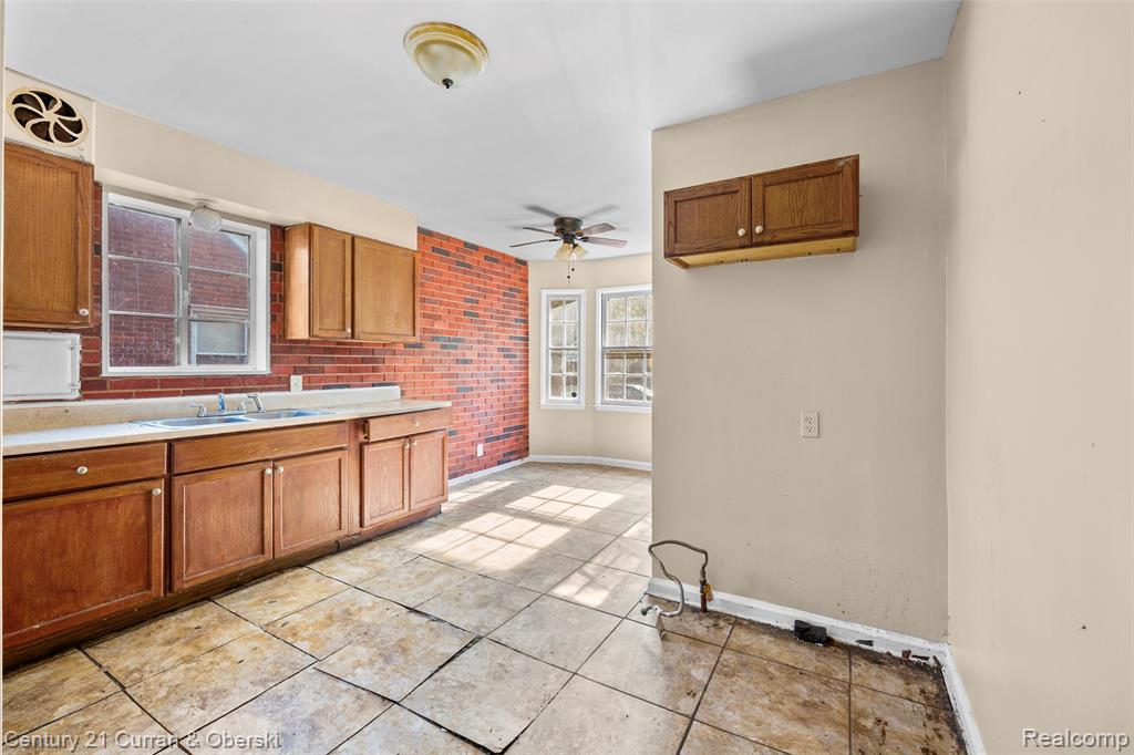 11035 Worden Street, Detroit, MI 48224 — Photo 8