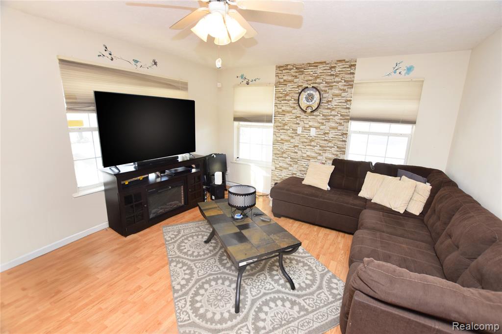 7395 Red Maple Drive, Mount Morris, MI 48458 — Photo 6
